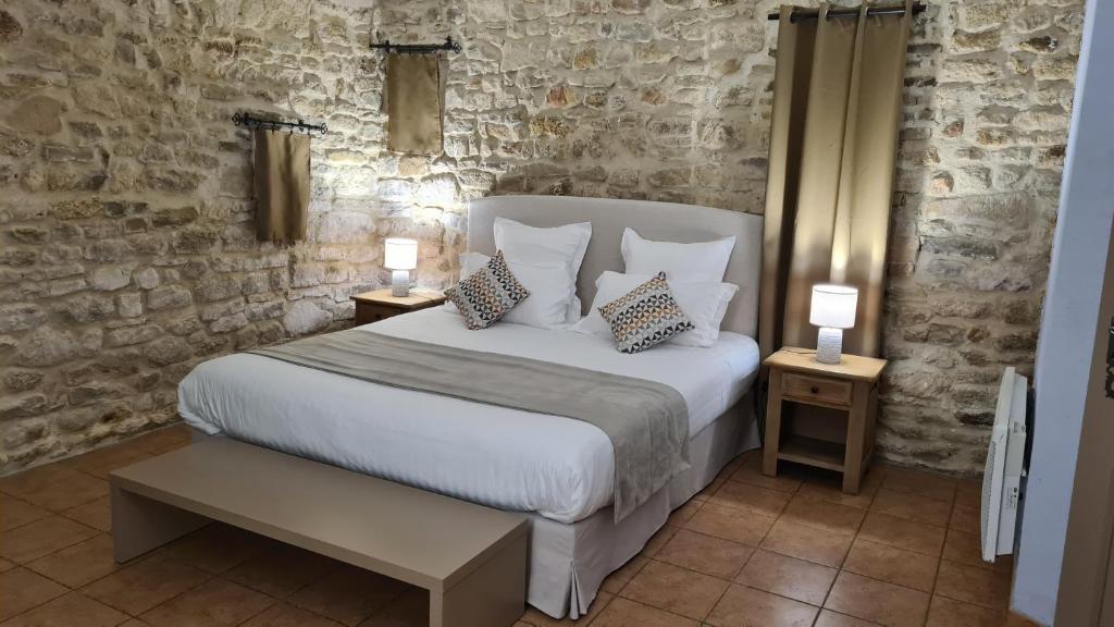 Logis La Bastide Saint Bach Suze-la-Rousse